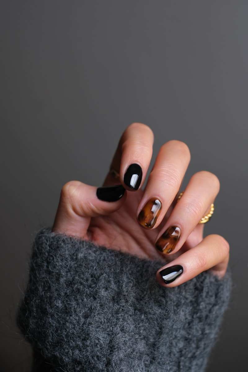 Manicure e nail art artesanal